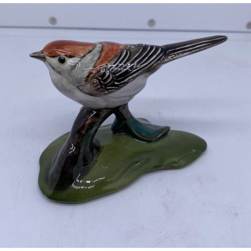 Rare Gort Fine Bone China Warbler Bird 54B